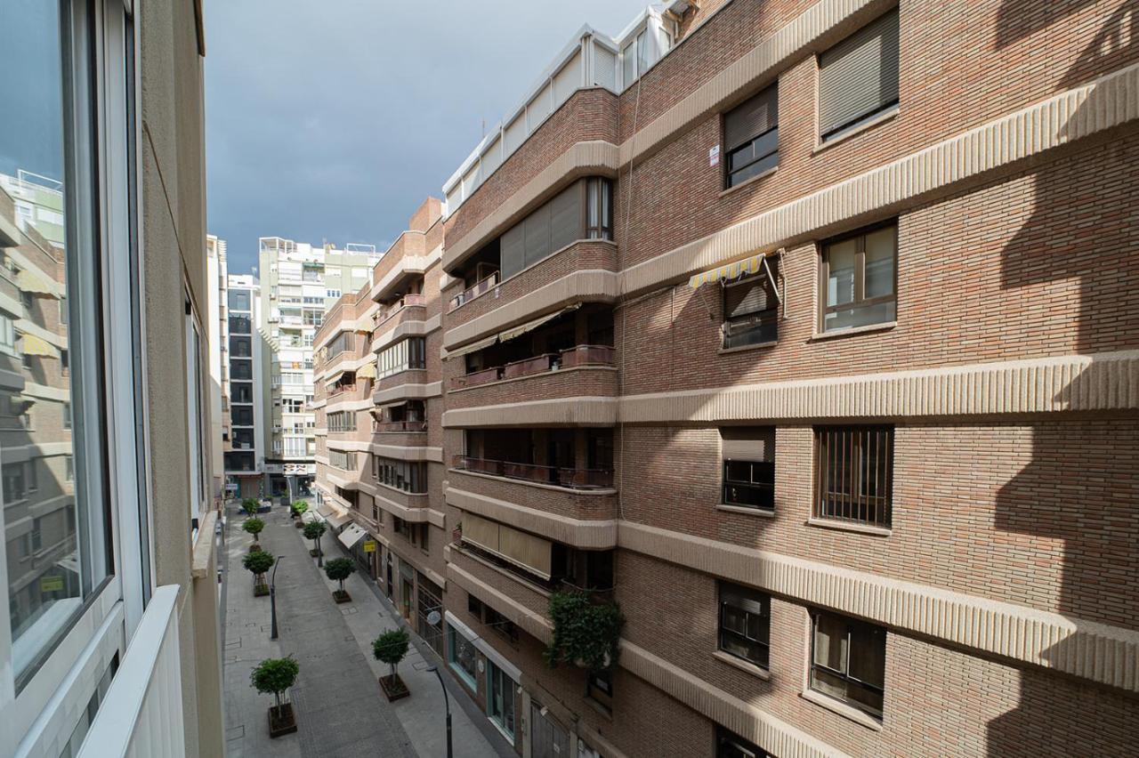 Expoholidays - General Tamayo Parking Gratis *
